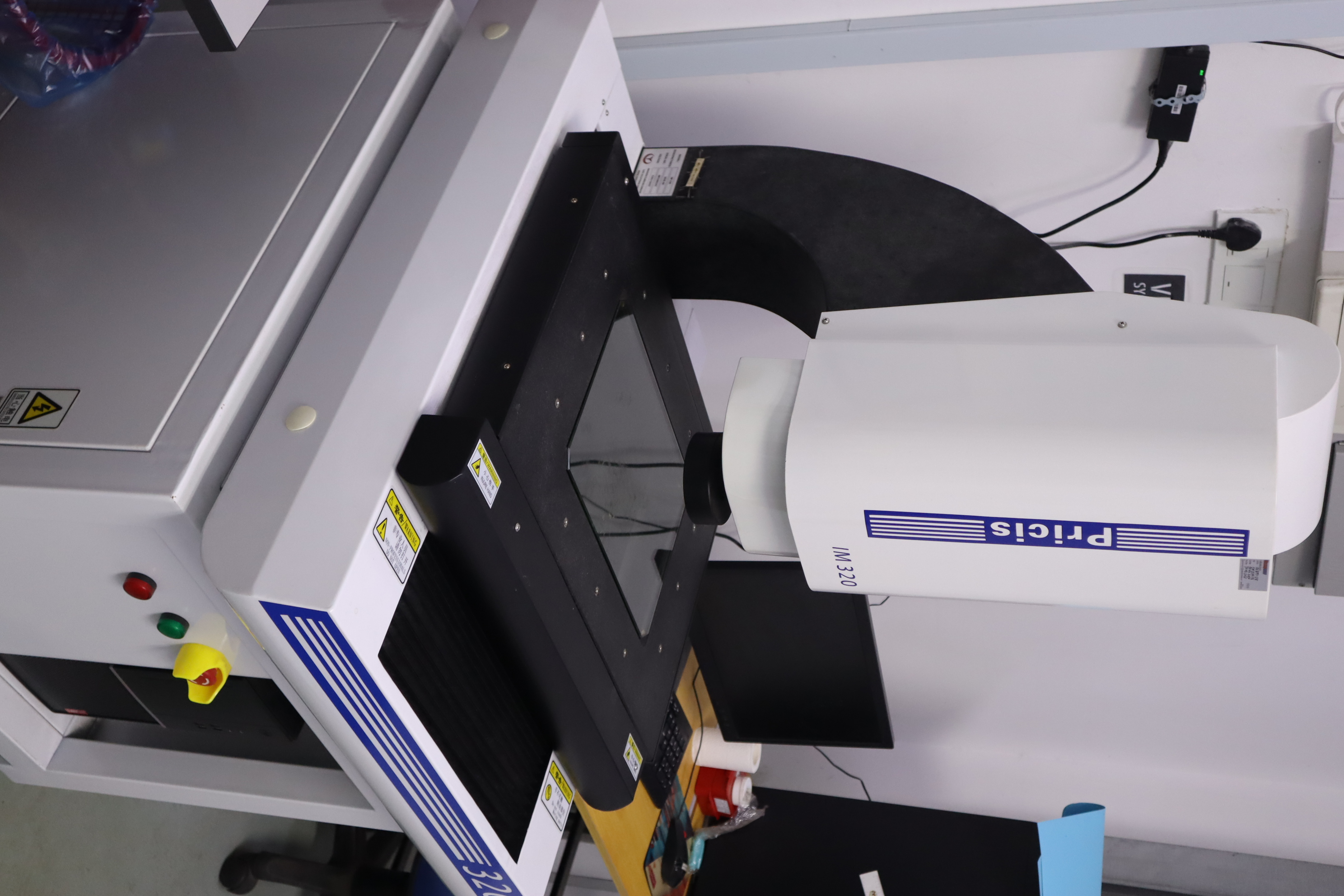 VISION MEASUREMENT MECHINE